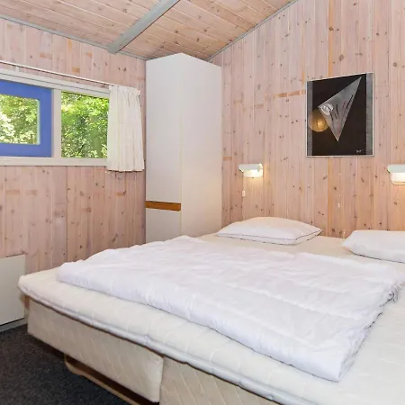 Elegant Holiday In With Sauna Сasa de vacaciones *