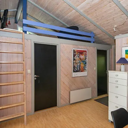Сasa de vacaciones Elegant Holiday In With Sauna *